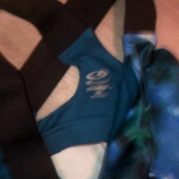 Champion | Two Sports Tanks Sz XS - Picture 2 of 7